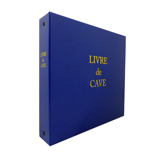 Ref: 601 - Livre de Cave bleu à anneaux avec recharge - 230 x 245 - 92 pages. Papier ivoire impression encre bordeaux